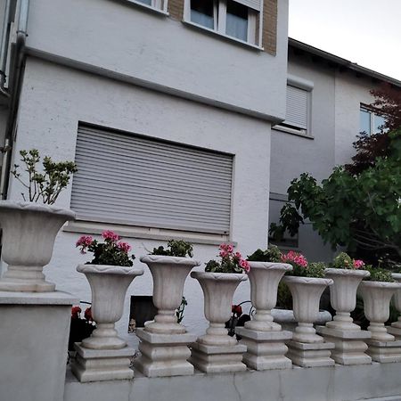 Monteur-, Ferienwohnung Mit Balkon In Hanau Bei Frankfurt Und Aschaffenburg Εξωτερικό φωτογραφία